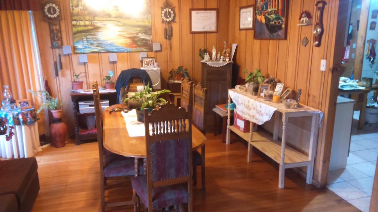 Patagonia Hostal Alojamiento Familiar Пуэрто-Варас Экстерьер фото